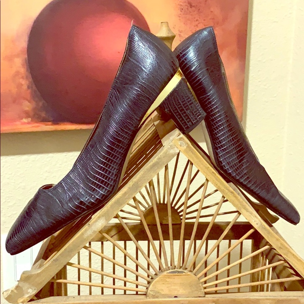 Blue J Renee pump